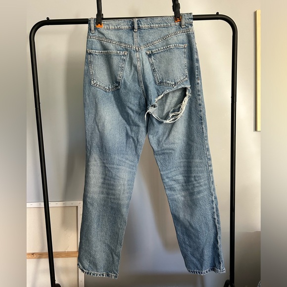 Size 05/27W 90’s Boyfriend Garage Jeans - Picture 3 of 4